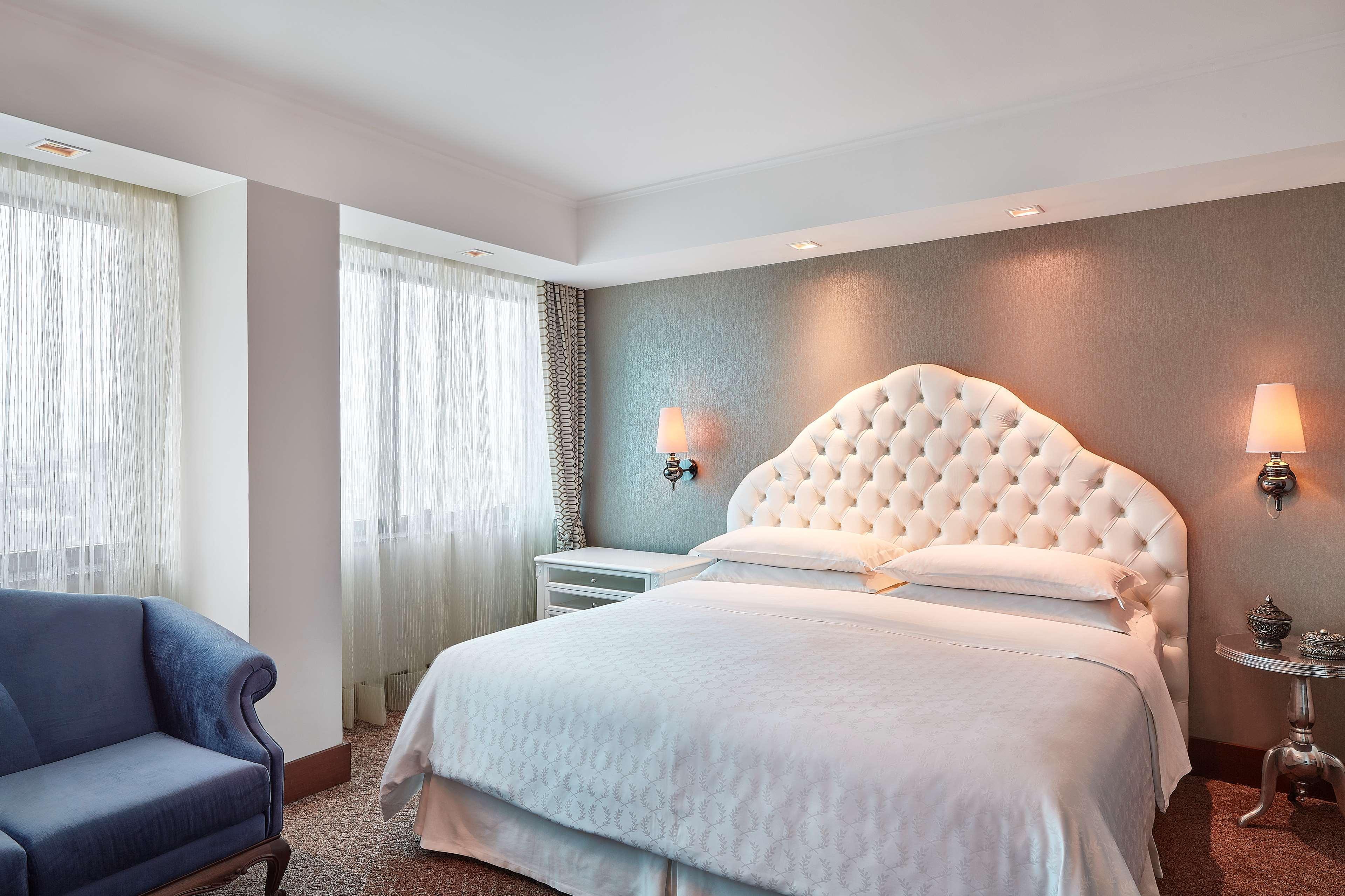 Hilton Porto Alegre, Brazil Hotel Exterior photo A bedroom at the hotel